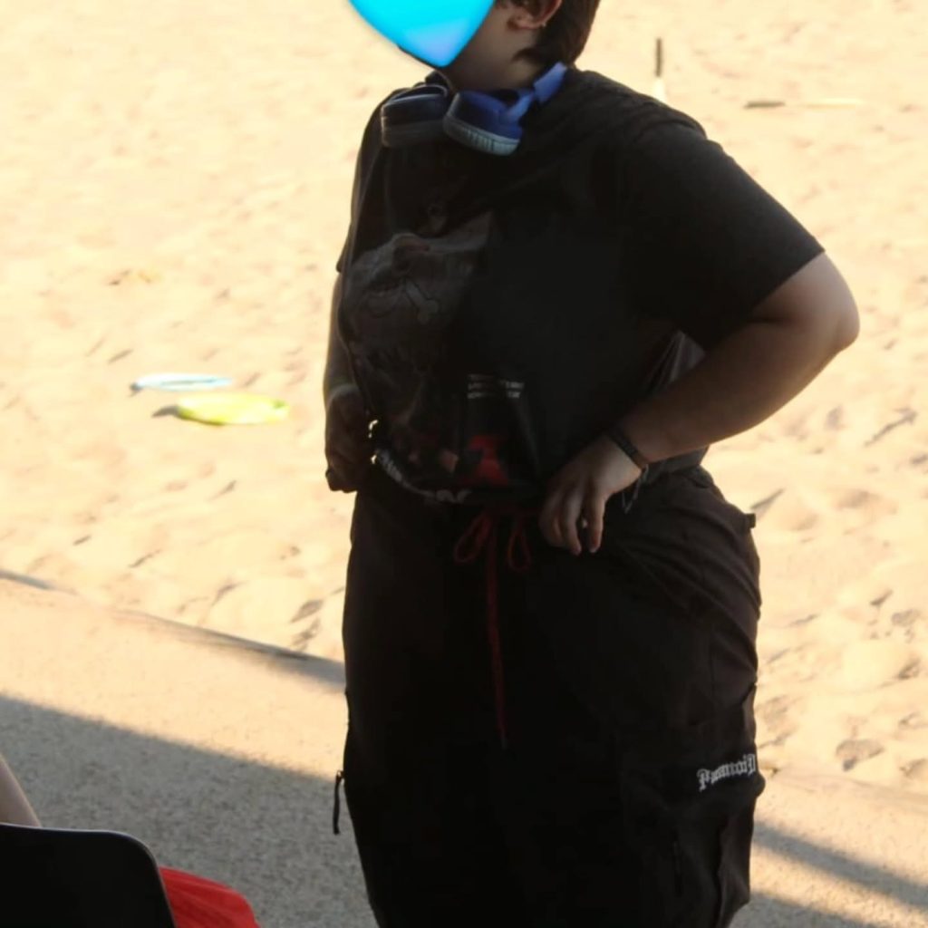 Une participante, avec le masquage présent dans la publication.