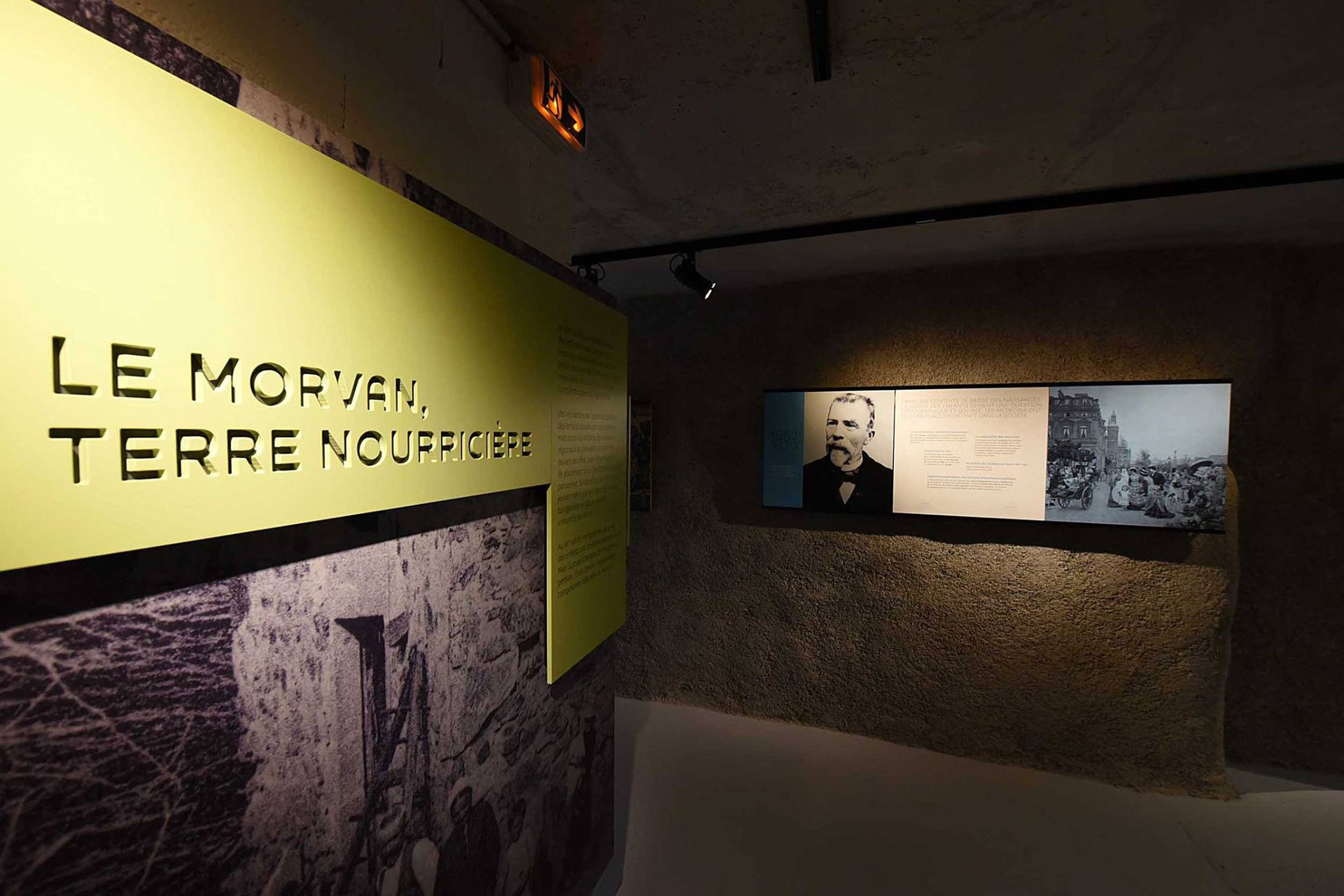 Une salle d’exposition portant l’inscription « Le Morvan, terre nourricière ».